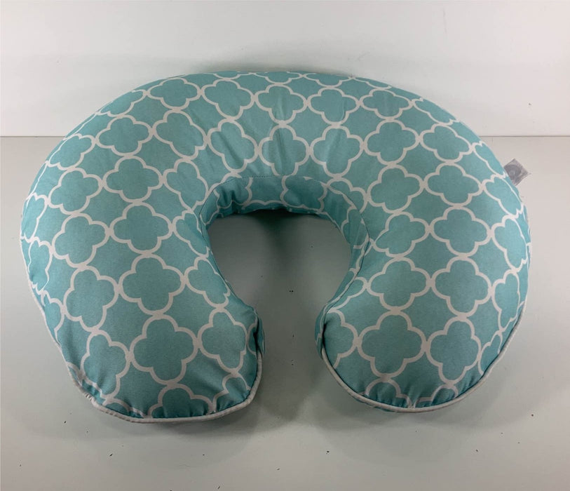 secondhand Boppy Luxe Nursing Pillow