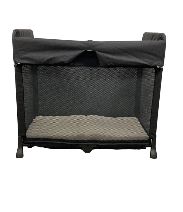 secondhand Bugaboo Stardust Playard, Midnight Black