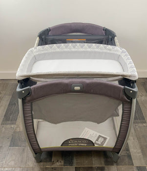 Graco Pack 'n Play Snuggle Seat Playard