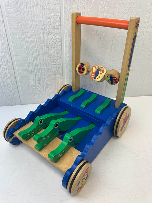 used Melissa & Doug Deluxe Chomp and Clack Alligator Wooden Push Toy And Activity Walker