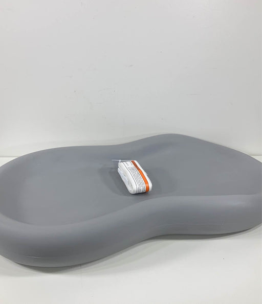 used Keekaroo Peanut Changing Pad, Grey