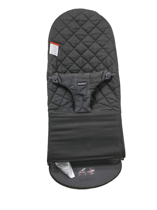 secondhand BabyBjorn Bouncer Bliss, Dark Gray Frame, Anthracite Cotton Classic Quilt