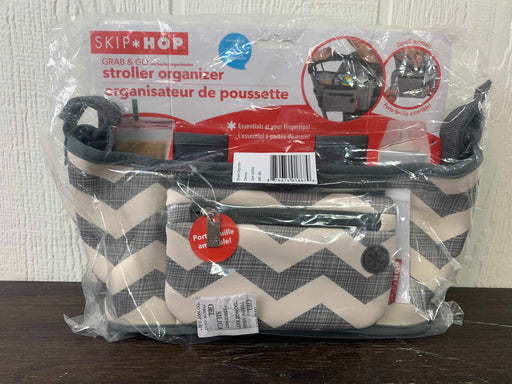 used Skip Hop Grab And Go Stroller Organizer, Chevron