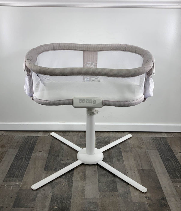 secondhand Halo BassiNest Swivel Sleeper, Premiere Series