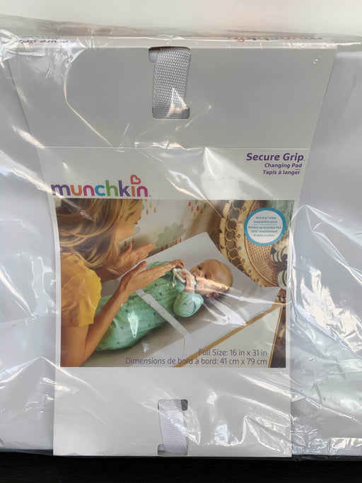 secondhand Munchkin Secure Grip Waterproof Diaper Changing Pad