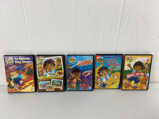 used BUNDLE Children’s DVDs