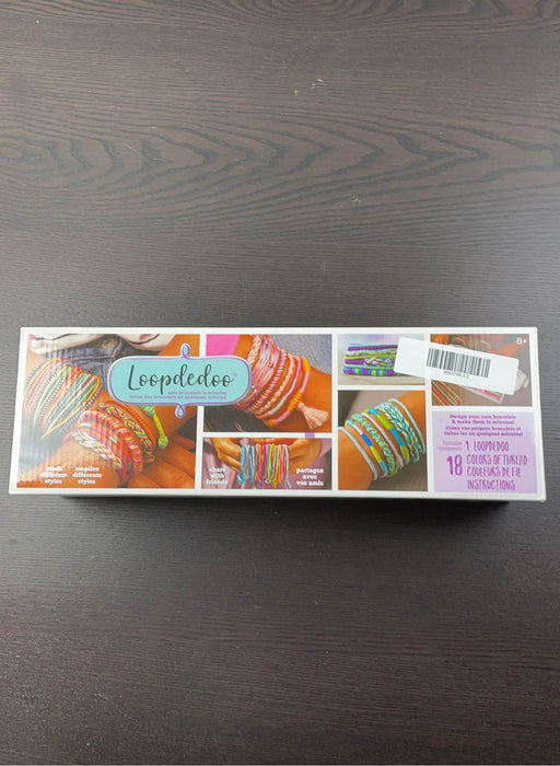 used Loopdedoo Friendship Bracelet Maker