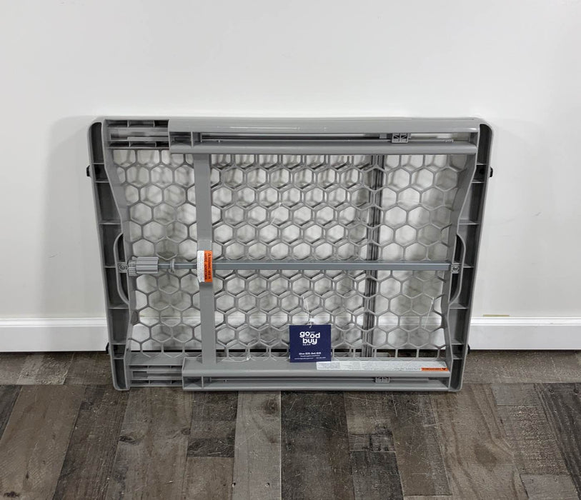 secondhand Regalo Plastic Expandable Safety Gate