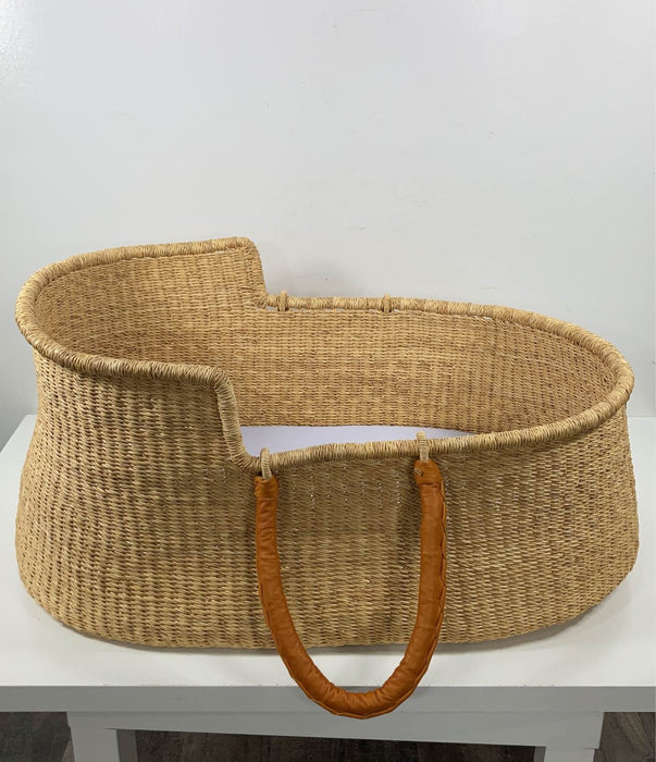 used Design Dua Natural Bilia Bassinet