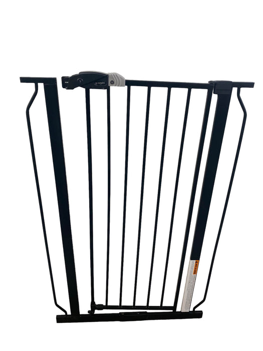 secondhand Regalo Easy Step Extra Tall Safety Gate