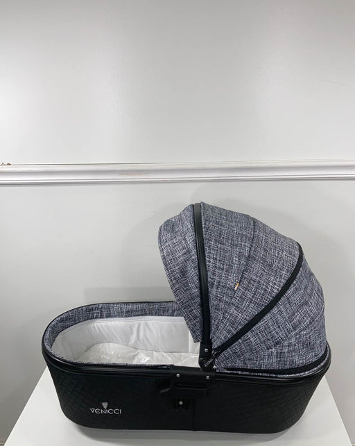 used Venicci Gusto 2 in 1 Travel System, 2018