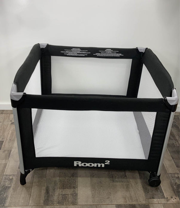 used Joovy Room2 Playard, Black