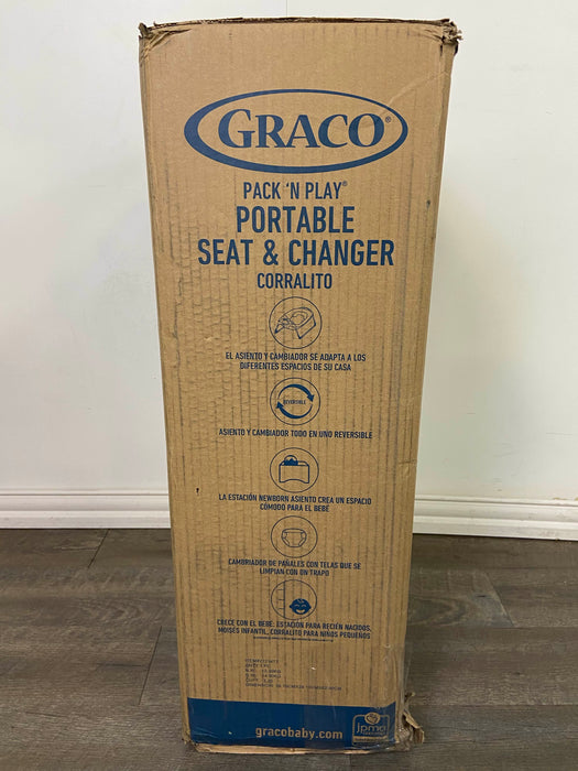 secondhand Graco Pack 'n Play Portable Seat & Changer Playard