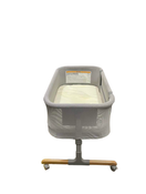 secondhand Skip Hop Cozy-Up 2-in-1 Bedside Sleeper and Bassinet