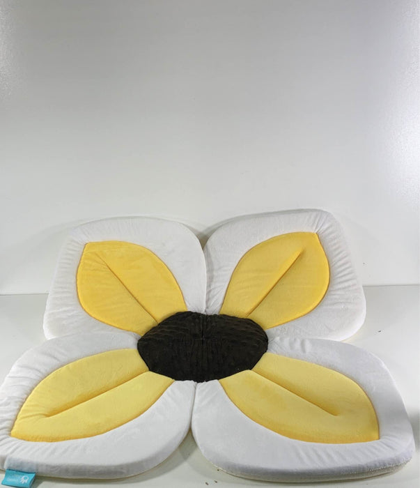 secondhand Blooming Bath Baby Bath Lotus, Yellow