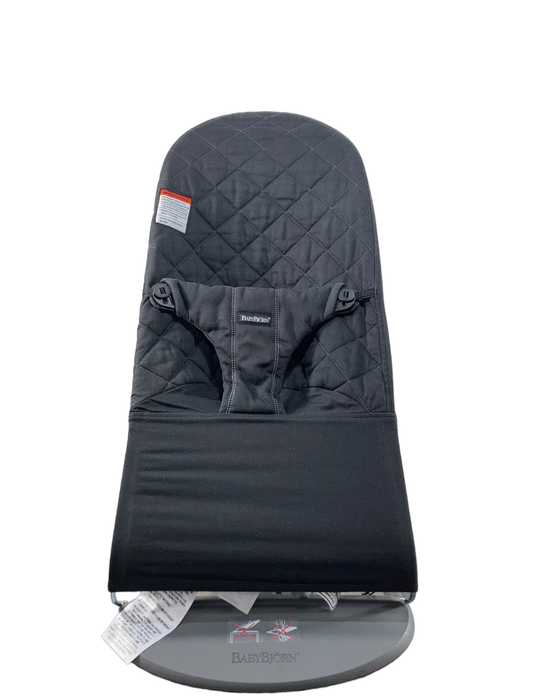 used BabyBjorn Bouncer Bliss, Dark Gray Frame, Black Cotton Classic Quilt