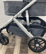 secondhand UPPAbaby VISTA V2 Stroller