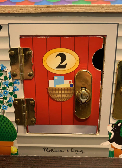 secondhand Melissa & Doug Take-Along Wooden Doorbell Dollhouse