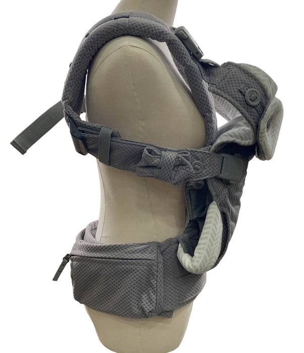 secondhand Nuna Cudl Baby Carrier, Broken Arrow Gray