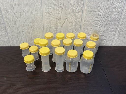 secondhand Medela 5oz Bottles