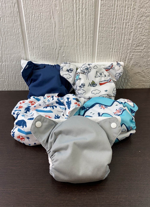 used Thirsties Modern Cloth Diapers, Size: NB