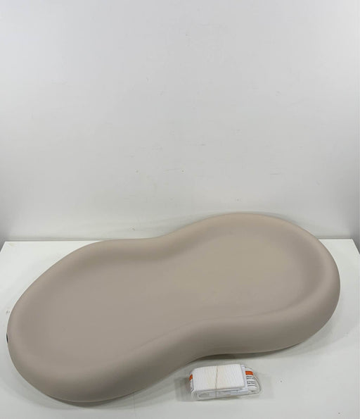 used Keekaroo Peanut Changing Pad, Vanilla