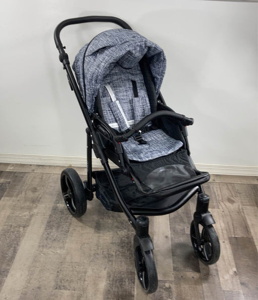 secondhand Venicci Gusto 2 in 1 Travel System, 2018, Shadow Fashion Black