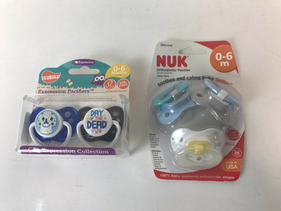 used BUNDLE Pacifiers