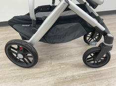 used UPPAbaby VISTA V2 Stroller