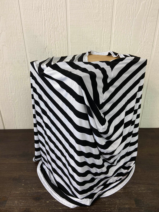 used Ququda Multi Use Car Seat/Nursing Cover