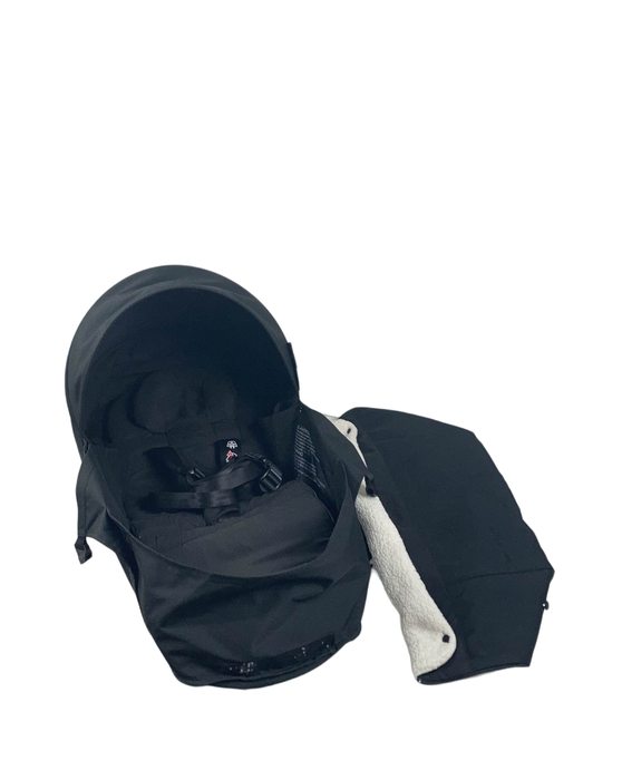 used Babyzen Newborn Pack, Black