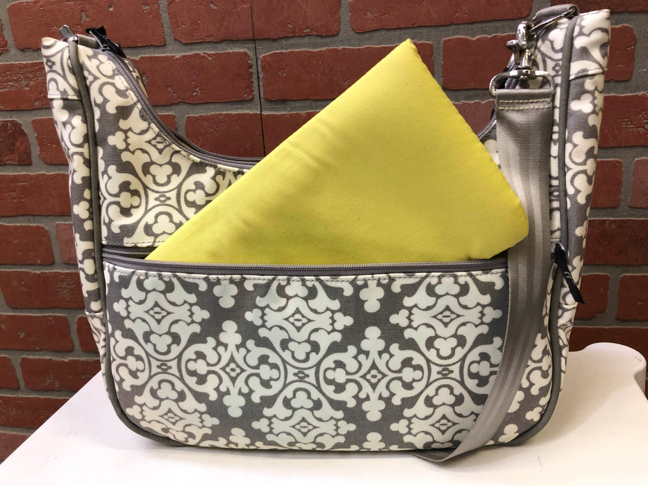 Petunia Pickle Bottom Glazed Touring Tote