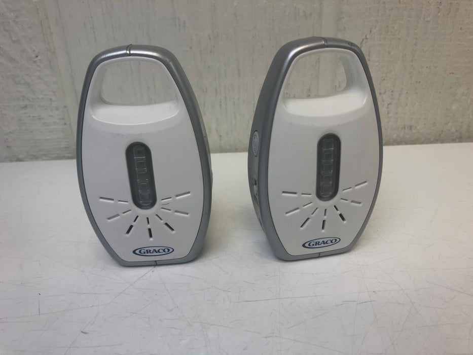 secondhand Graco iMonitor Vibe Baby Monitor with Two Parent Units