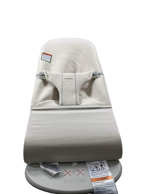 secondhand BabyBjorn Bouncer Bliss, Light Gray Frame, Light Beige