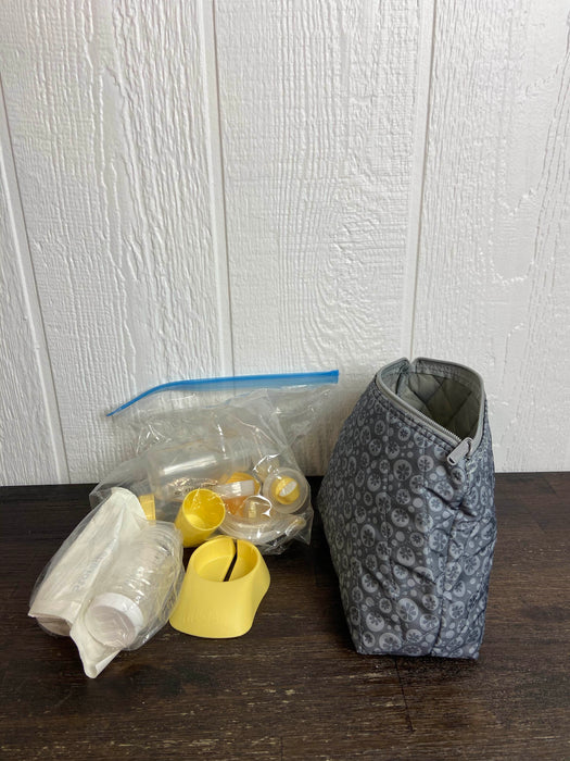 used BUNDLE Medela Accessories