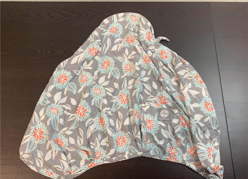 used Balboa Baby Nursing Cover