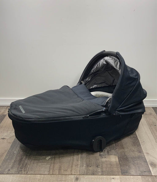 secondhand Cybex MIOS LUX Carry Cot, Black- HIDDEN NEEDS PHOTOS 6/3