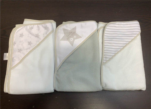 used Le Petit Hooded Towels 3 Pack