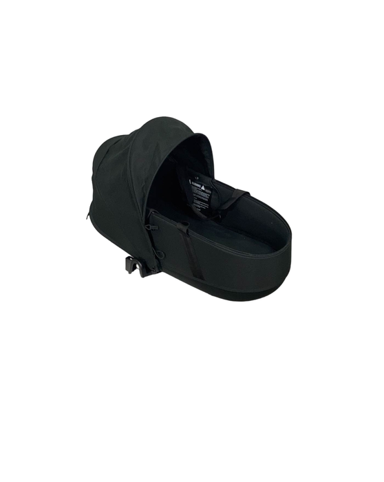 used Babyzen YOYO Bassinet, Black