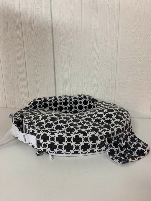 used My Brest Friend Nursing Pillow