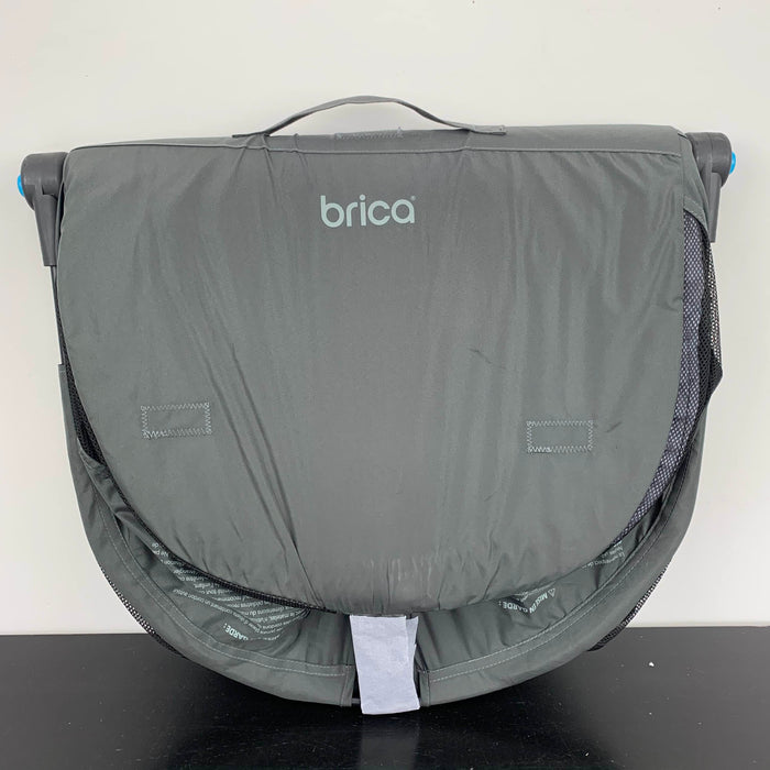 secondhand Munchkin Brica Fold N' Go Travel Bassinet