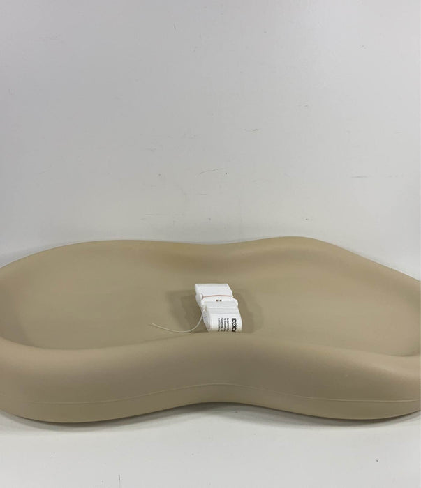 secondhand Keekaroo Peanut Changing Pad, Vanilla