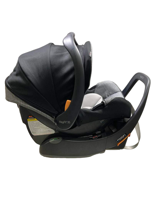 secondhand Chicco Coral Primo ClearTex Travel System, 2022 Aspen