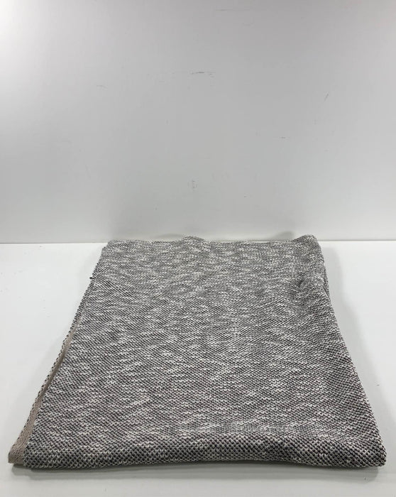 secondhand Safavieh Throw Blanket