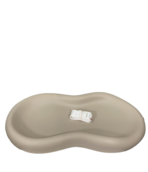 secondhand Keekaroo Peanut Changing Pad, Vanilla