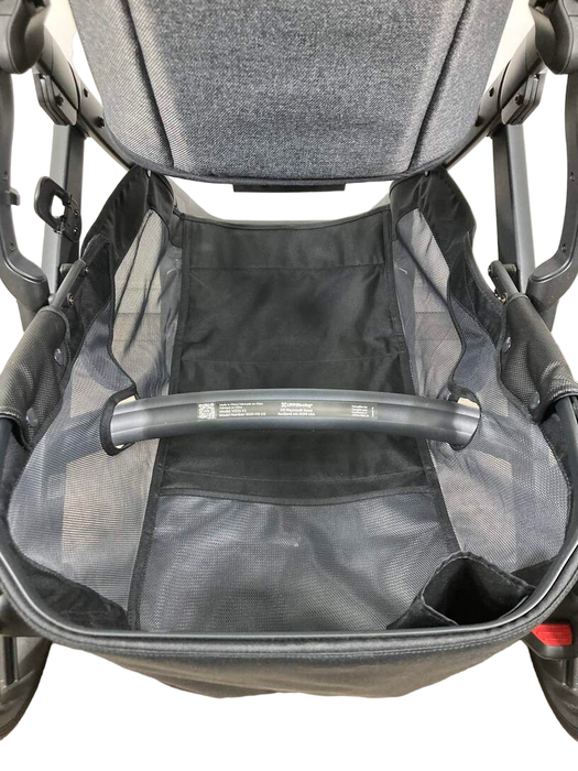 UPPAbaby VISTA V2 Stroller, 2022, Jordan (Charcoal Melange)