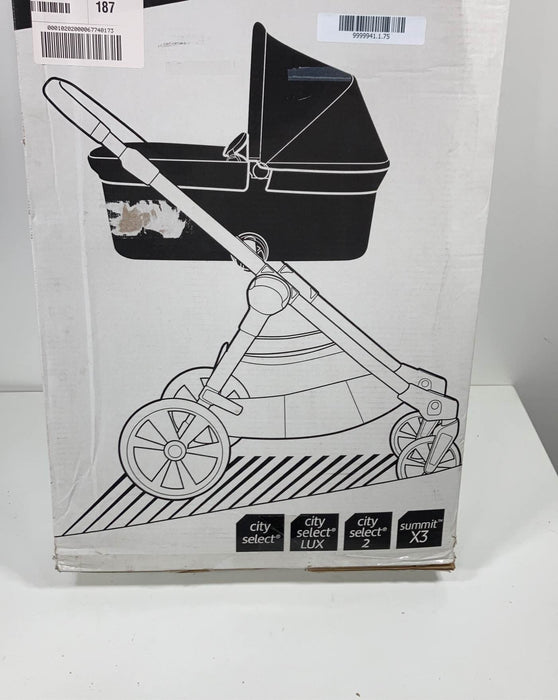 secondhand Baby Jogger Deluxe Pram