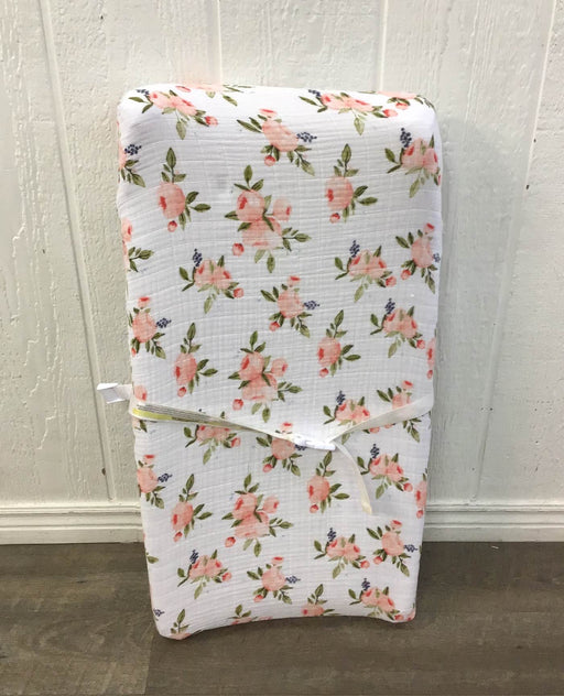 used Summer Infant Contoured Changing Pad