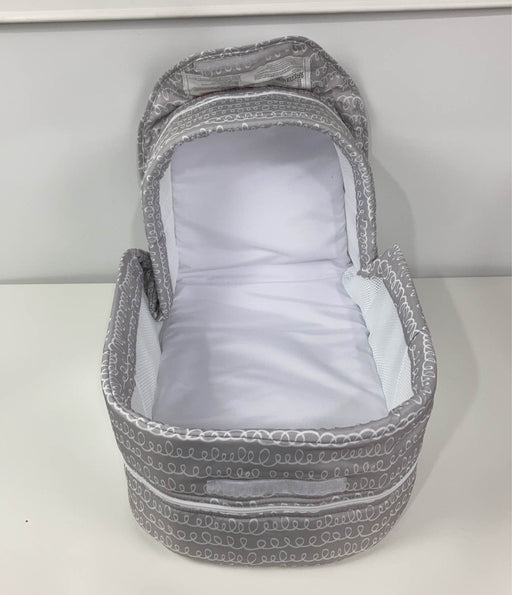 secondhand Baby Delight Snuggle Nest Organic