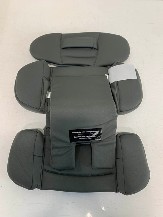 secondhand Nuna Rava Convertible Car Seat Infant Insert